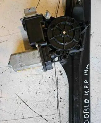 Fiat Doblo Front door window regulator with motor 20140080521