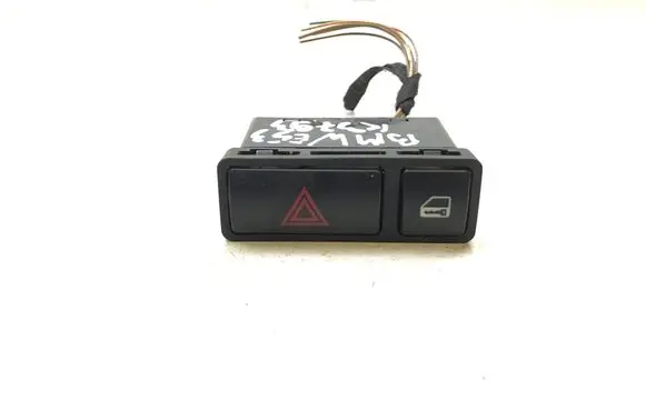 BMW X5 E53 Hazard light switch 8368920 61318368920 K3793