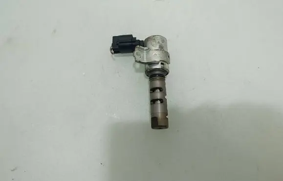 Lexus GS 250 350 300H 450H Camshaft vanos timing valve 153400710