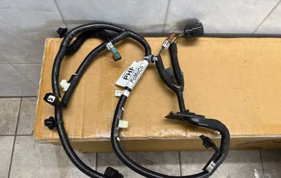 Volkswagen Amarok II Tailgate/trunk wiring harness N1WT-14B562