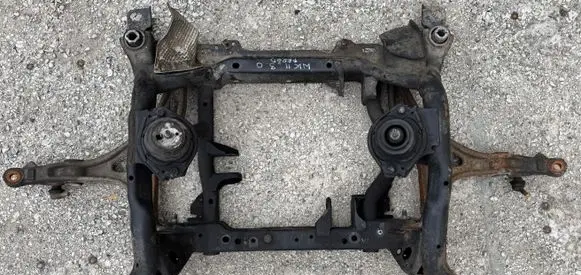 Jeep Grand Cherokee Front axle beam