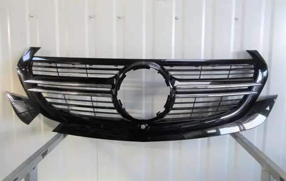 Mercedes-Benz E AMG W210 Front bumper upper radiator grill A2938883800