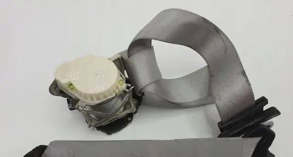 Mercedes-Benz GL X164 Third row seat belt A1648600585