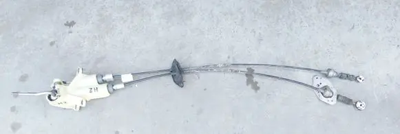 Honda CR-V Gear shift cable linkage 54310T1TE010M1 4HTA068