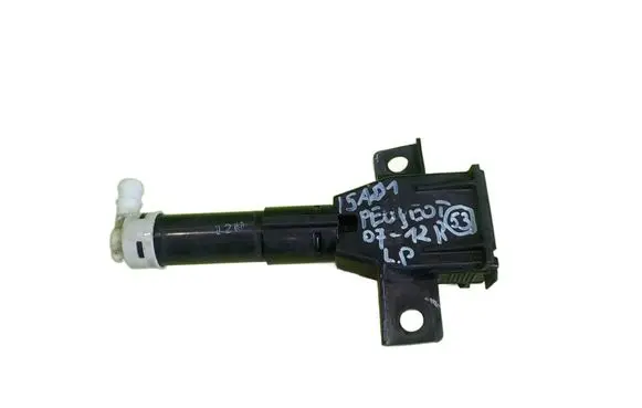 Volkswagen PASSAT B8 Headlight washer pump 87936