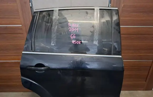 Ford S-MAX Rear door