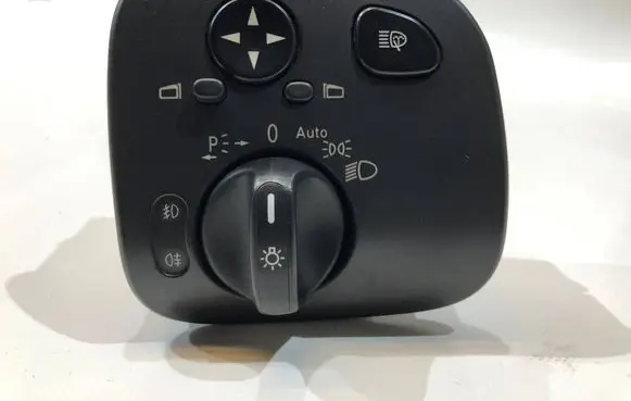 Mercedes-Benz C W203 Light switch 2035450904