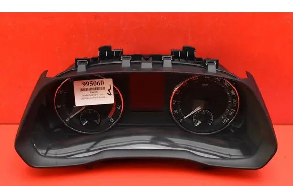 Skoda Octavia 985 Speedometer (instrument cluster) 5E3920740A