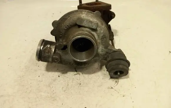 SsangYong Rexton Turbo A6650901080 KJ201992K 7122890003