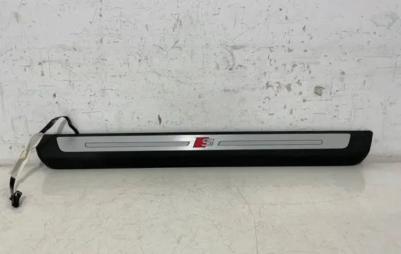 Audi Q3 F3 Front sill trim cover 83A947418