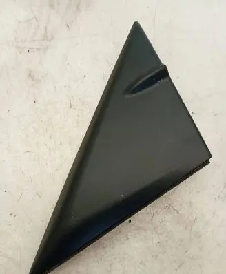 Lexus CT 200H Fender end trim 67496