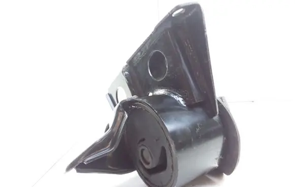 Nissan X-Trail T30 Engine mount bracket RN62490LB