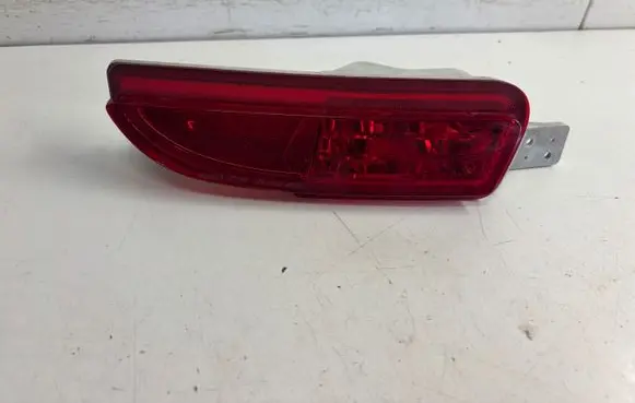 Honda CR-V Rear bumper light 23617602