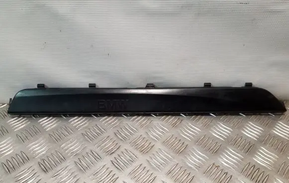 BMW 1 E81 E87 Front sill trim cover 7117634