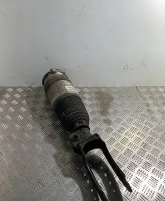 Volkswagen Touareg II Front air suspension shock absorber 7P6616039M