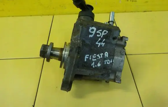 Ford Fiesta Fuel injection high pressure pump 0445010539