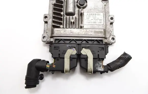Ford Mondeo MK V Engine control unit/module 28476768 FS7A12A650CVD DS7112B684UE