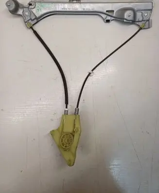 Renault Laguna III Rear window lifting mechanism without motor 974828102 827000001R