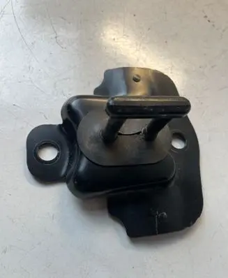 Volvo V70 Trunk lock loop 