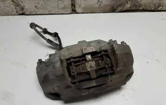 Mercedes-Benz GLC X253 C253 Front brake caliper 