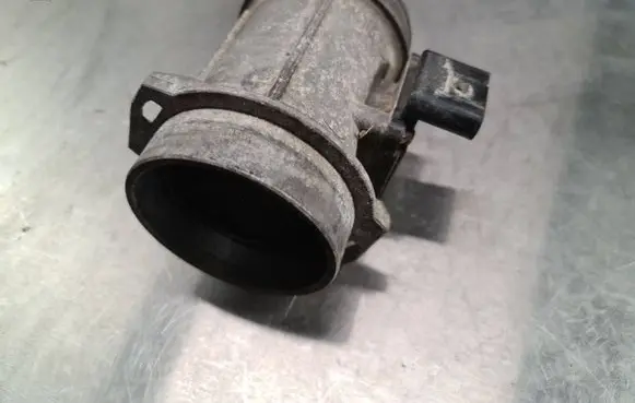Audi A6 S6 C5 4B Mass air flow meter 059906461G AFH7025F AFH7025C