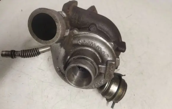 Volkswagen PASSAT B5.5 Turbo 059145701G