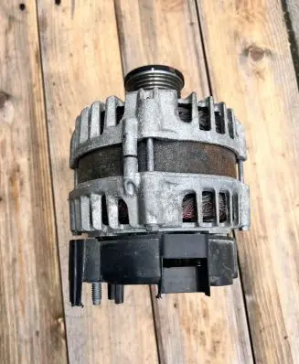 Renault Master III Generator/alternator 231007619R