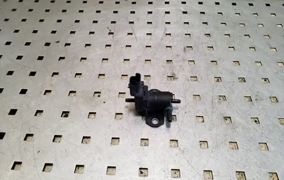 Peugeot 208 Turbo solenoid valve 9688124580