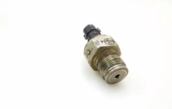 Toyota Hilux (AN10, AN20, AN30) Fuel pressure sensor 8945871010