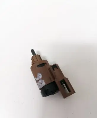 Audi A4 S4 B6 8E 8H Brake pedal sensor switch 3B0945511