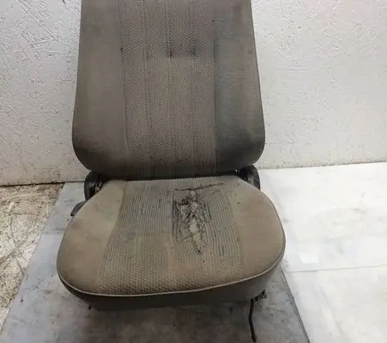BMW 3 E30 Front passenger seat
