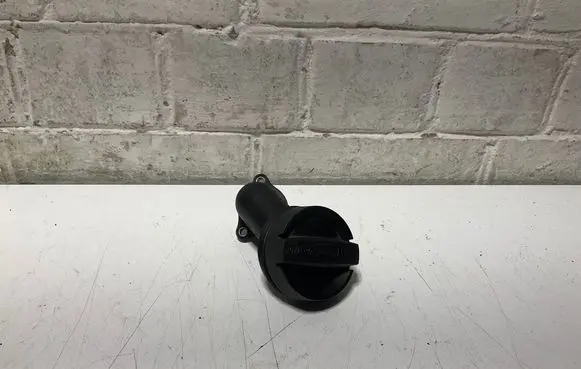 BMW 6 F06 Gran coupe Oil fill pipe 7507224 62440410 PA66GF