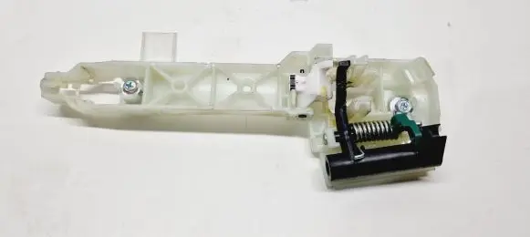 Rear door exterior handle/bracket