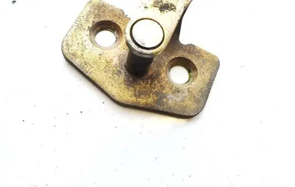 Opel Vectra B Rear door lock loop/hook striker 