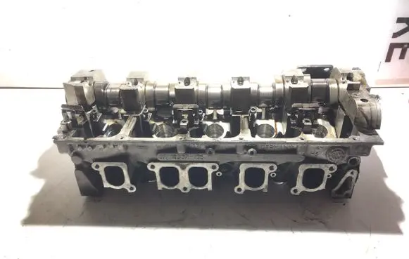 Volkswagen Phaeton Engine head 071033735