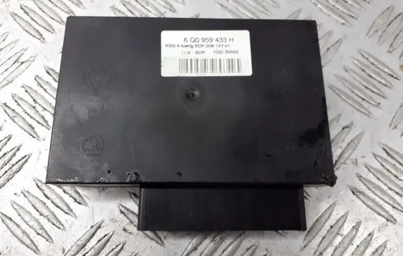 Skoda Fabia Mk1 (6Y) Voice control module 6Q0959433H