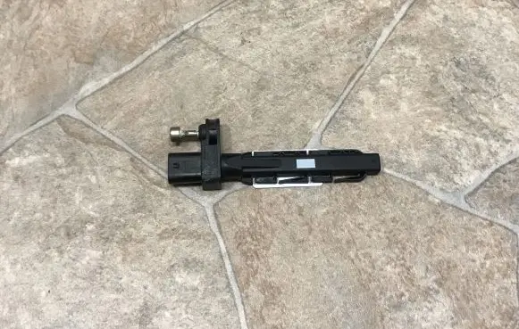 BMW 3 E90 E91 Crankshaft position sensor 7806782