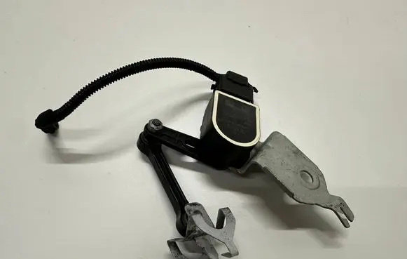 Mercedes-Benz GLC X253 C253 Air suspension front height level sensor A0065405081 A0009053704 7177