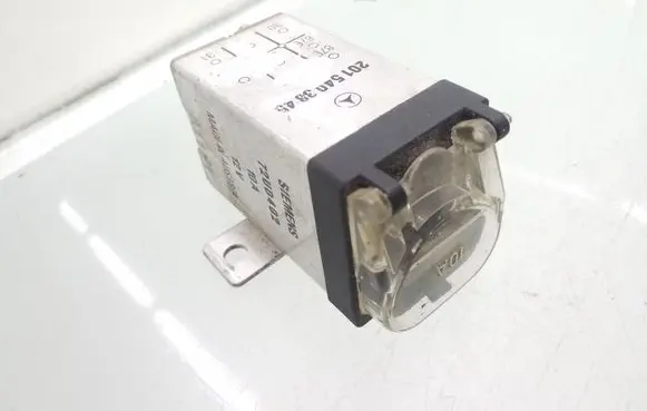 Mercedes-Benz E W124 Other relay 2015403845