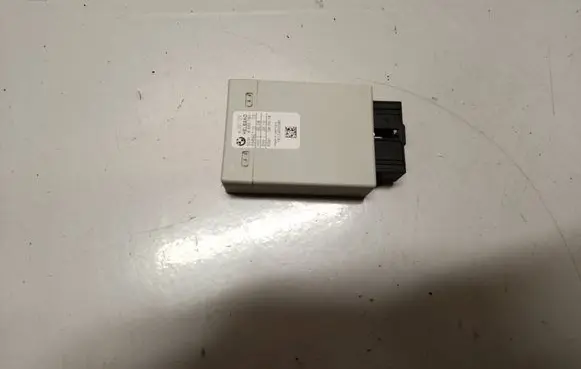 BMW X6 F16 Steering rack control module 6882780