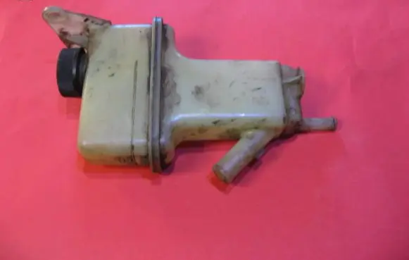 Mazda 626 Power steering fluid tank/reservoir 4873521