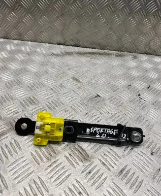 KIA Sportage Seat belt adjustment rail 