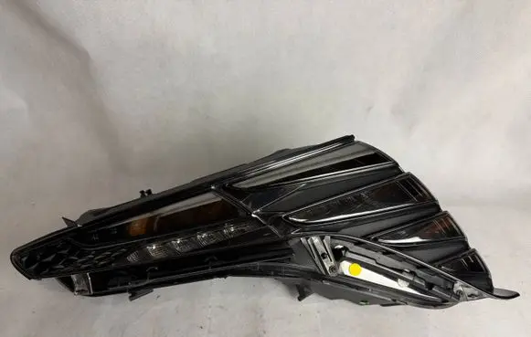 Hyundai Tucson IV NX4 Headlight/headlamp 92208N7100 NX4E