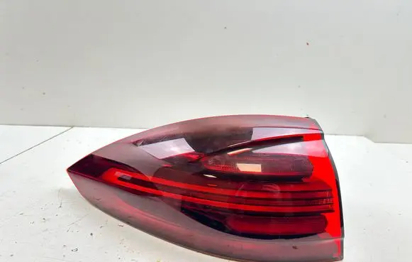 Porsche Cayenne (92A) Rear/tail lights 7P5945207C