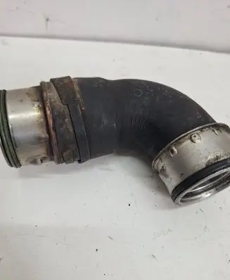 Volkswagen PASSAT B6 Coolant pipe/hose 1T0145790