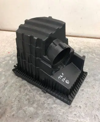 Volkswagen Multivan T6 Air filter box 7H0183BILI 7H0183
