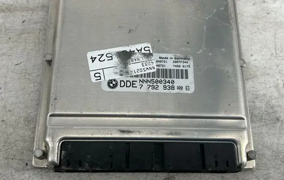 Land Rover Freelander 2 - LR2 Engine control unit/module 7792938 28RTF340