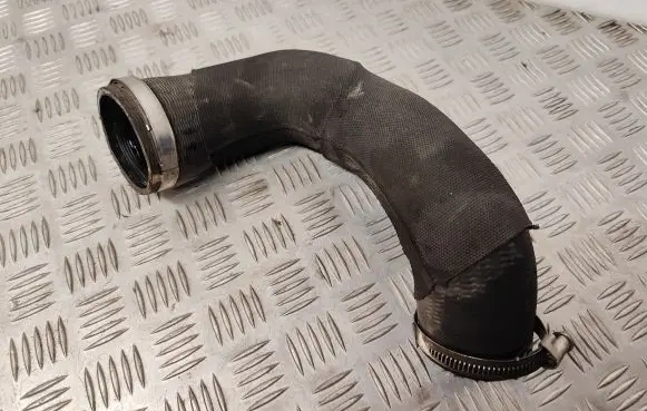 Audi A7 S7 4G Intercooler hose/pipe 4G0145709N