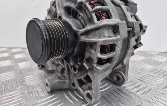 Mercedes-Benz C W205 Generator/alternator 0125711099 20210422