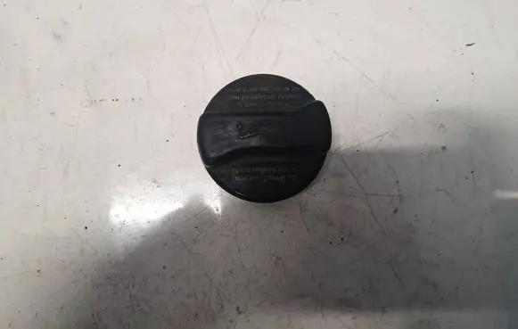 Volvo S80 Oil filler cap 026103485A